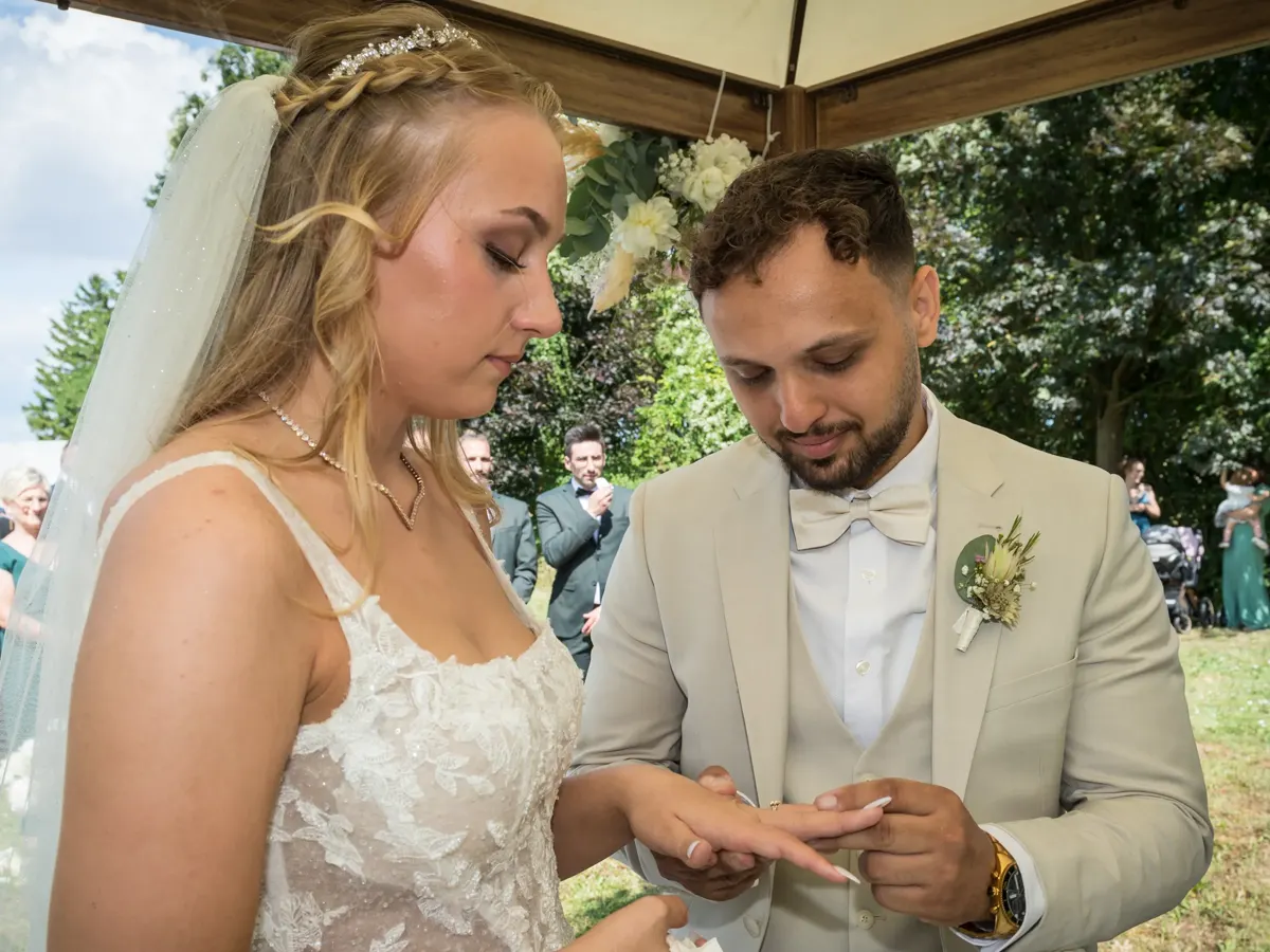 Ringtausch bei der Trauung – Hochzeit Jana & Karim Mainz-Laubenheim