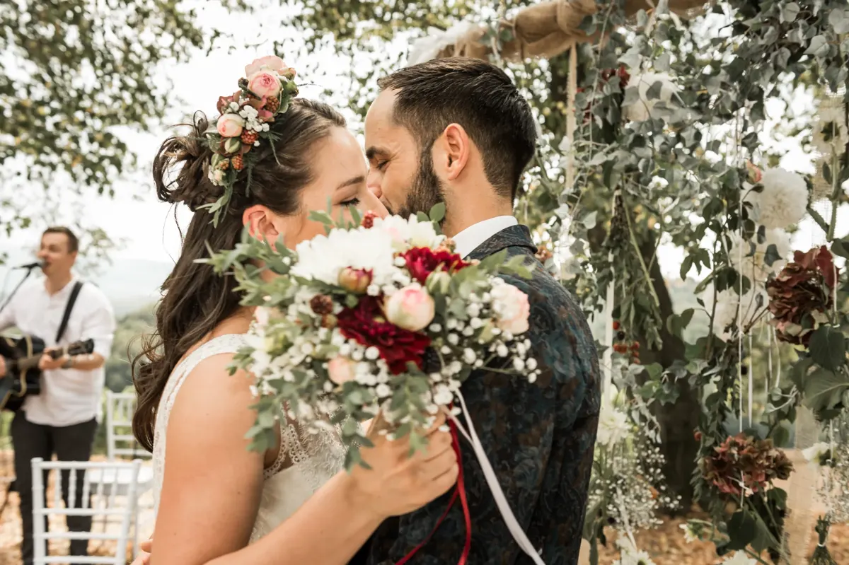 Brautpaar kurz vor der Trauung – Hochzeit Theresa & David im Fürstenlager Bensheim